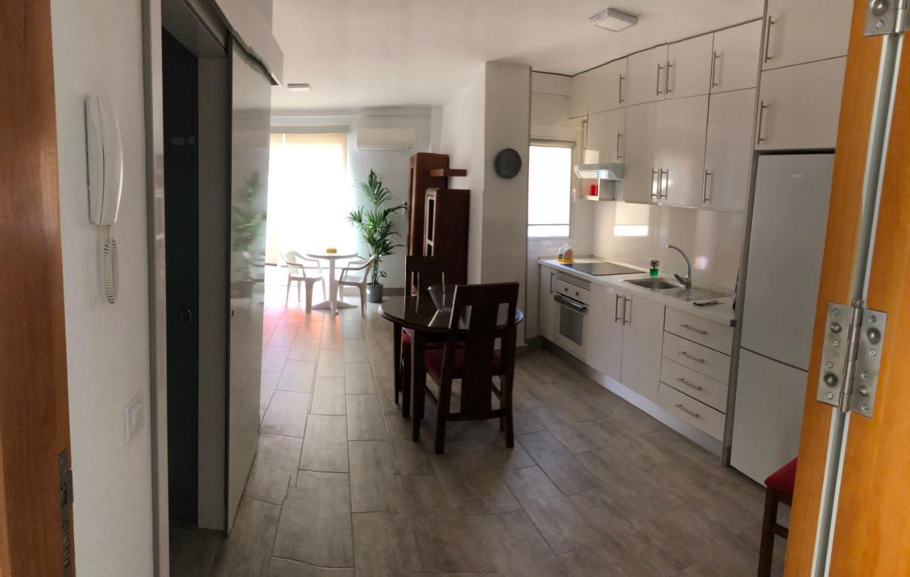 Tantulia Crissol 405 Apto 1 Hab أرونا المظهر الخارجي الصورة