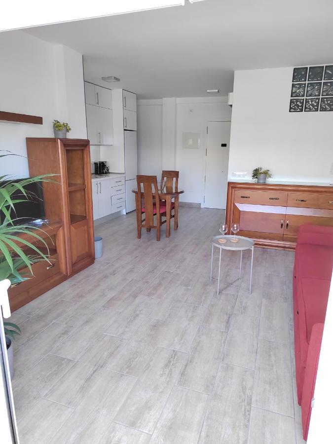 Tantulia Crissol 405 Apto 1 Hab أرونا المظهر الخارجي الصورة